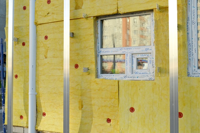 montaż okien w strefie dociepleniamontaż okien w strefie docieplenia